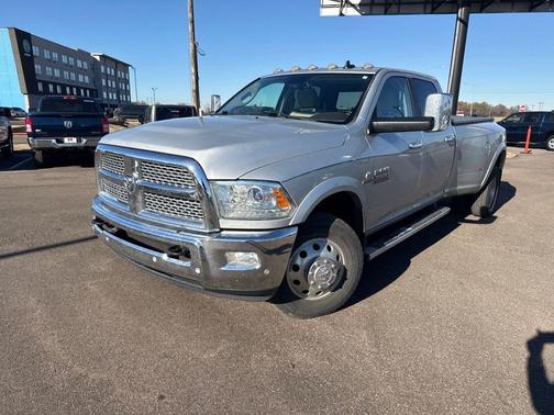 2016 RAM 3500 Laramie