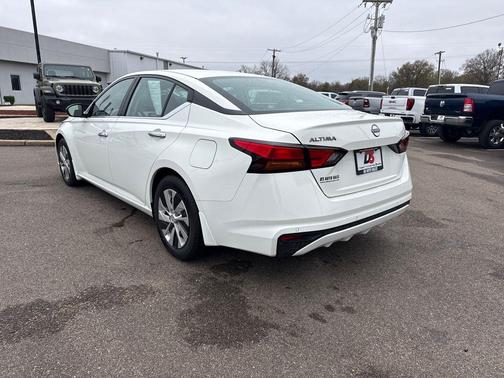 2024 Nissan Altima 2.5 S