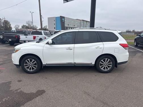 2014 Nissan Pathfinder SL