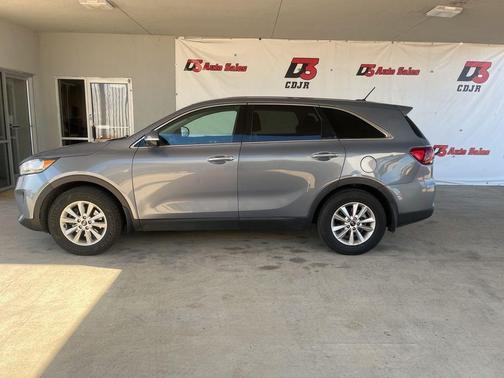 2020 Kia Sorento LX
