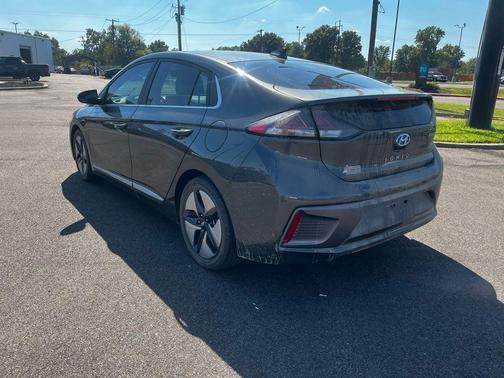 2022 Hyundai IONIQ Hybrid SEL