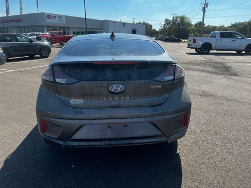 2022 Hyundai IONIQ Hybrid SEL
