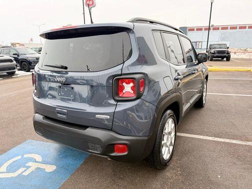 2021 Jeep Renegade Latitude
