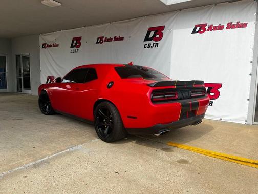 2017 Dodge Challenger R/T 392