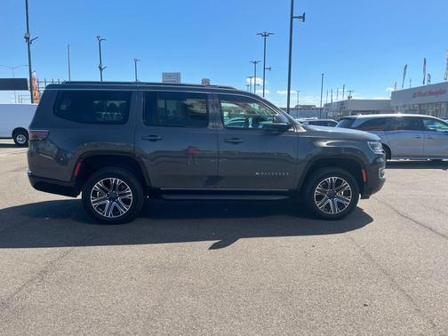2022 Jeep Wagoneer Series III