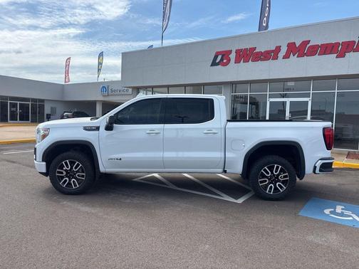 2021 GMC Sierra 1500 AT4