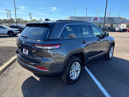 2025 Jeep Grand Cherokee Laredo X