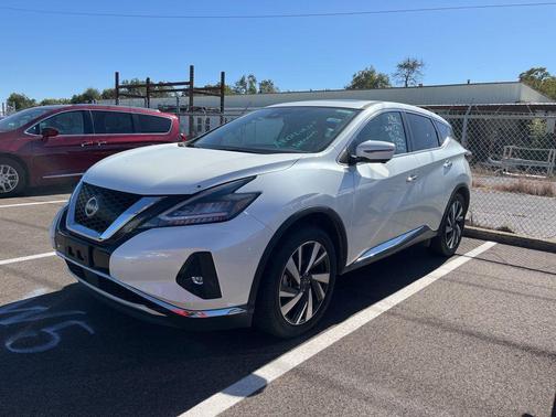 2023 Nissan Murano SL