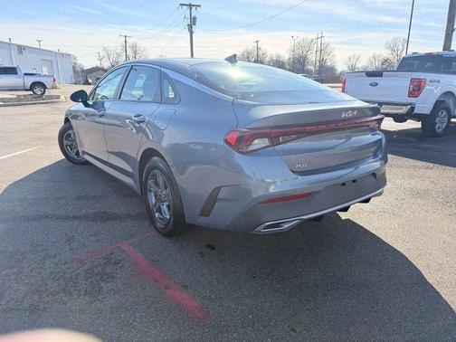2022 Kia K5 LX