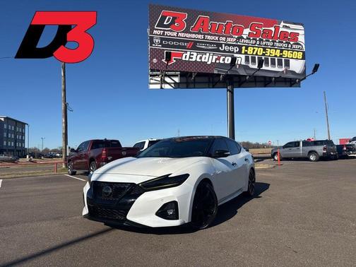 2023 Nissan Maxima Platinum