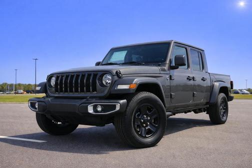 2026 Jeep Gladiator Sport