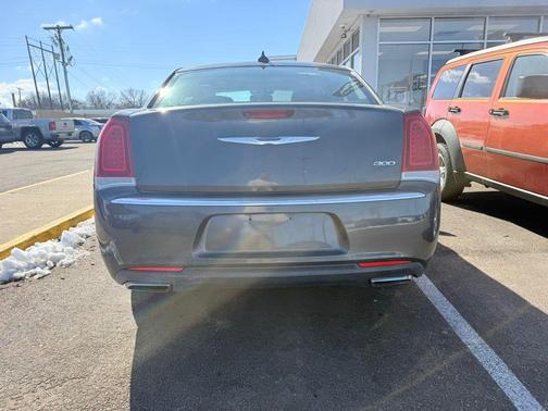 2019 Chrysler 300 Limited
