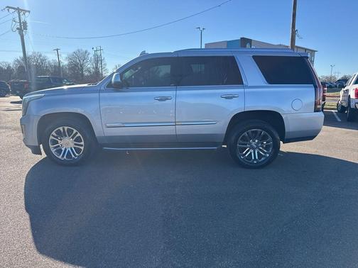 2019 Cadillac Escalade Standard