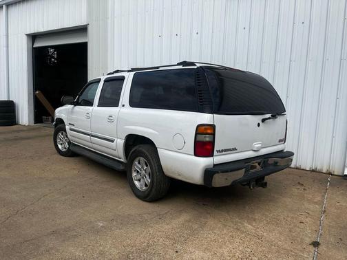 2004 GMC Yukon XL SLT