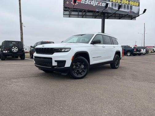 2025 Jeep Grand Cherokee L Laredo