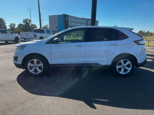2018 Ford Edge SE