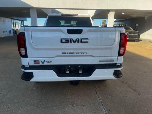 2022 GMC Sierra 1500 Limited Elevation