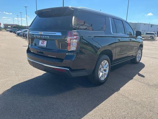 2022 Chevrolet Suburban Premier