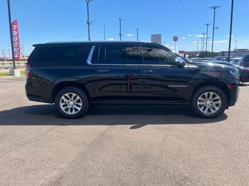 2022 Chevrolet Suburban Premier