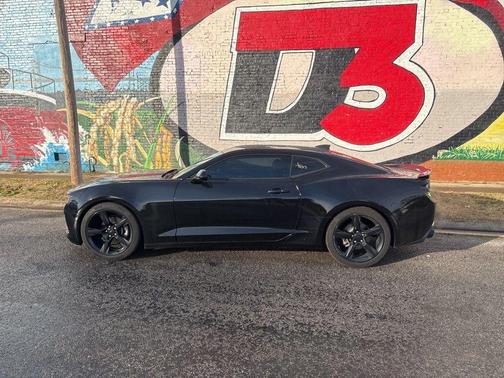 2017 Chevrolet Camaro 2LT