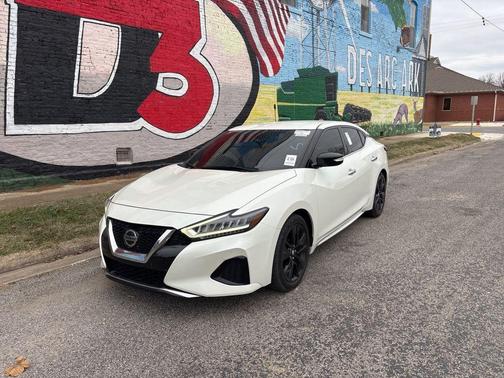 2021 Nissan Maxima SV