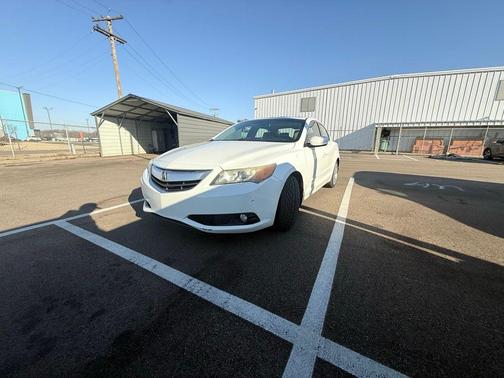 2013 Acura ILX 2.0L w/Premium Package