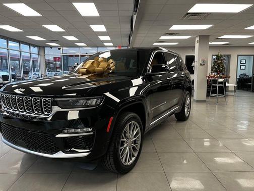 2025 Jeep Grand Cherokee Summit