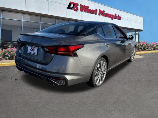 2023 Nissan Altima 2.5 SL