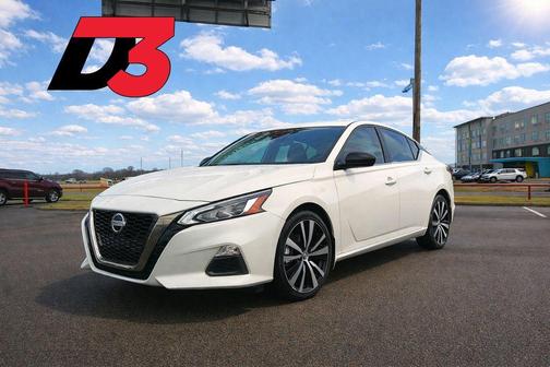 2022 Nissan Altima 2.5 SR