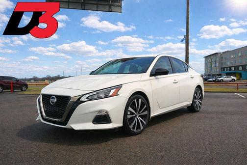 2022 Nissan Altima 2.5 SR