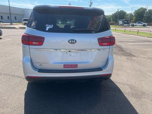 2020 Kia Sedona LX