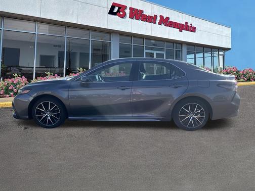 2024 Toyota Camry SE Nightshade