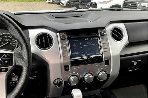 2017 Toyota Tundra SR5