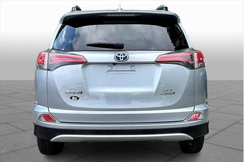 2018 Toyota RAV4 Hybrid XLE