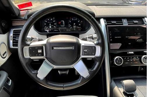 2022 Land Rover Discovery P360 HSE R-Dynamic