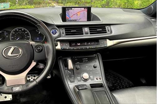 2015 Lexus CT 200h Hybrid
