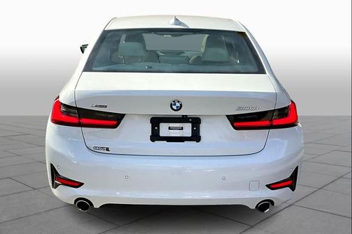 2021 BMW 330 xDrive
