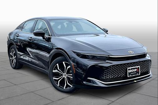 2023 Toyota Crown XLE