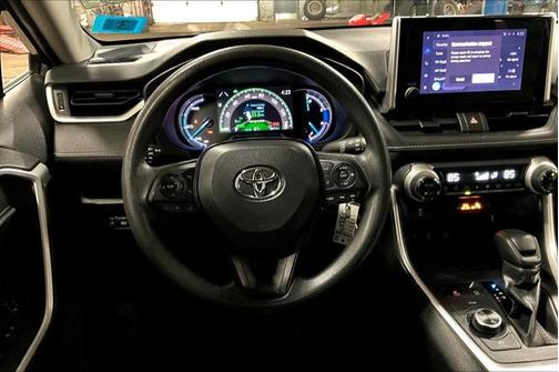 2023 Toyota RAV4 Hybrid LE