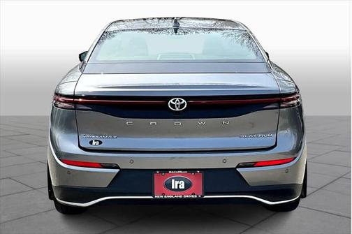 2024 Toyota Crown Platinum