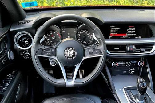 2018 Alfa Romeo Stelvio Ti Sport