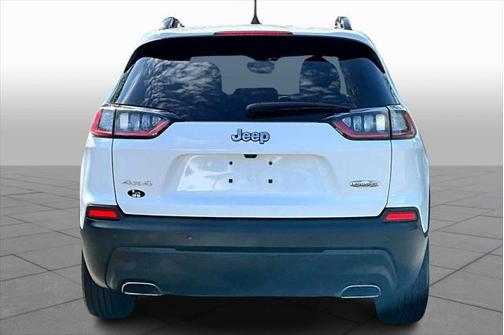 2022 Jeep Cherokee Latitude Lux