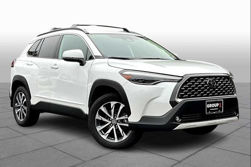 2024 Toyota Corolla Cross XLE
