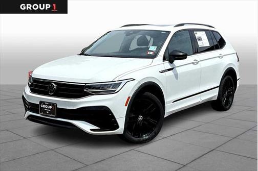 2022 Volkswagen Tiguan 2.0T SE R-Line Black 4MOTION