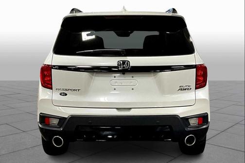2022 Honda Passport AWD Elite