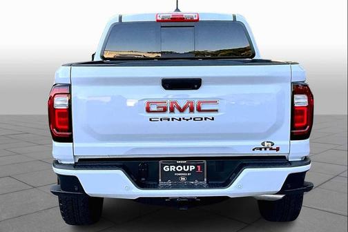 2024 GMC Canyon AT4