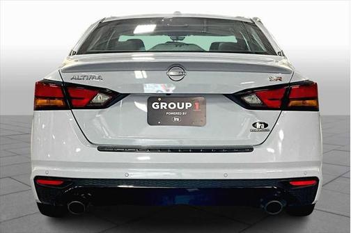 2023 Nissan Altima SR VC-Turbo FWD