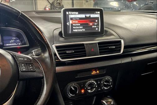 2015 Mazda Mazda3 i Touring