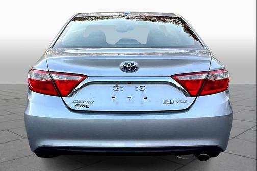 2017 Toyota Camry Hybrid XLE