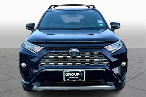 2020 Toyota RAV4 Hybrid SE